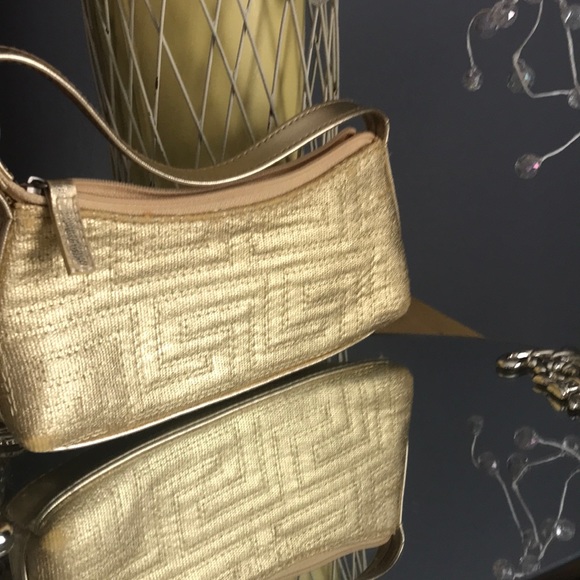 Chic little girls purse. - Picture 2 of 4